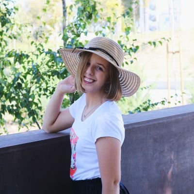 FJU
Mídia 📸🎥🎧
EBI 👩👧👦👶
IURD ⛪
20anos
Porto, Portugal 🇵🇹
