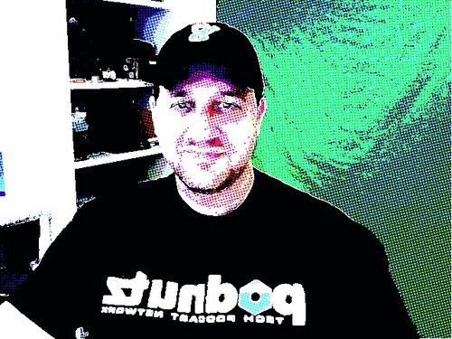 Creator and host of http://t.co/LZLCiXEIdw. And just all around geek.