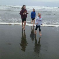 Laurie Faris (@farislaurie) 's Twitter Profile Photo Laurie Faris (@farislaurie) 's Twitter Profile Photo
