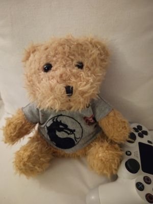 StrettyR's profile picture. Hi I'm Stretford! I love games/movies and I'll be reviewing them here! Mortal Kombat is my favourite!