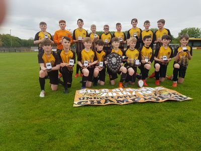 Ayrshire based under 14's football team from Kilbirnie. 2018/19 West of Scotland league champions.

New twitter account.