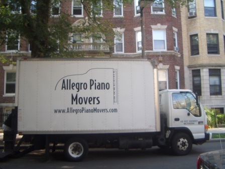 Allegro Piano Movers - Professional Piano Movers.   Moving Pianos in Boston Area,MA,NH,CT,ME,RI, with regular trips to New York City,Up State NY,PA and NJ.