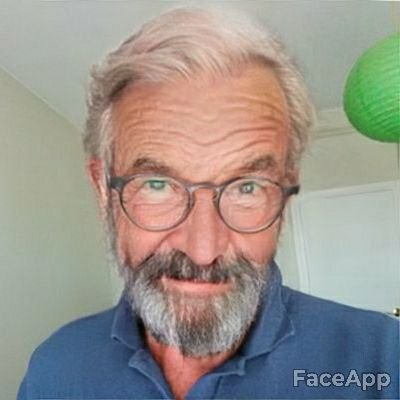 calculito's profile picture. Still alive... and working.