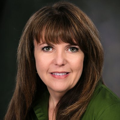 I'm a functional medicine doctor who helps women conquer thyroid and autoimmune conditions utilizing safe and natural methods to balance their systems.