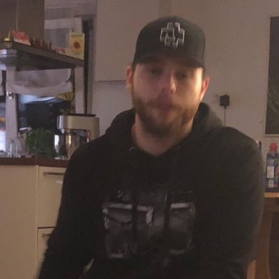 Erikfktb's profile picture. Health and fitness trainer
Comic fan