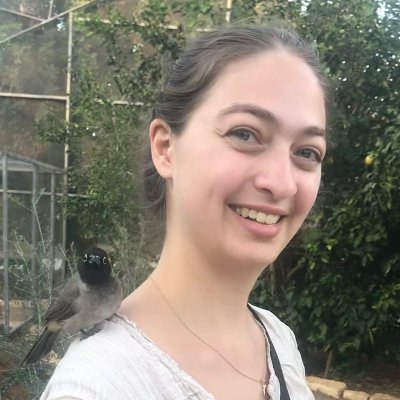 Scientist specializing in animal social relationships. Currently at Tel Aviv University. Love good food, hiking, swimming, pets, and wildlife.