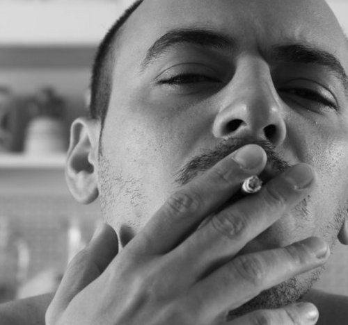 vinz486's profile picture. Mentire al software non è mai una buona idea.