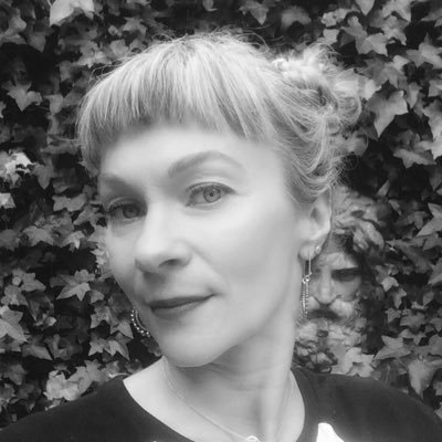 Claire Evans. Freelance Photographer. West Midlands. Vintage/slow fashion/cat devotee and nature lover. Blog: https://t.co/aO5mo88VBA