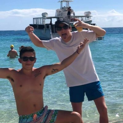 walker_weldon's profile picture. People don't think it be like they be, but it do