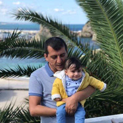 belrockk's profile picture. üzülme kelebeğim bu günü atlatırsak yarın diye bir şey yok...