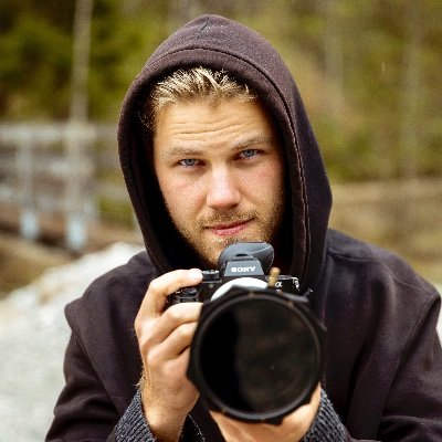 Simo_baker's profile picture. Aussie Photographer and Guitarist lost in Europe