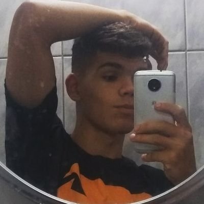 🎴IN THE MIDDLE OF THE NIGHT IN MY DREAMS🇧🇷
Fan account