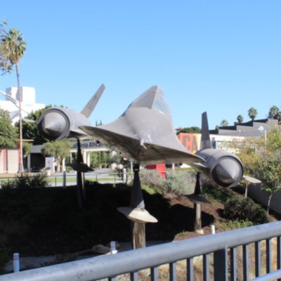 georgezavala_'s profile picture. Tech, history, civilization, books , runner, wine lover