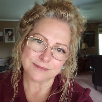 Nature, earth, food, love, writing, painting, creating, and helping others Seeking Healthy Lifestyles.