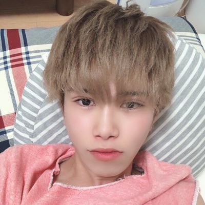 8jT04JUpwSpsx7N's profile picture. gd solo所属 00'' Instagram @vltn_arata