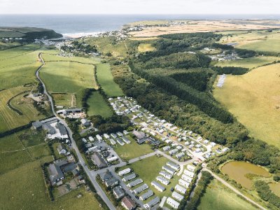 Nestled in a serene coastal Cornish valley, a short woodland walk from Mawgan Porth beach. Offering home from home comforts with our award winning park.