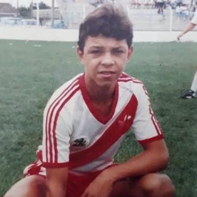 Mañana es mejor, pero el futuro está en el pasado ✌🏼🤷🏻♂️