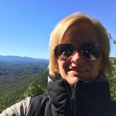 I’m a first grade teacher who loves the mountains!