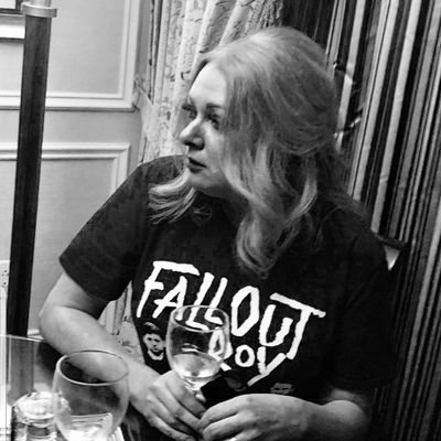 dearfuturekimmy's profile picture. 