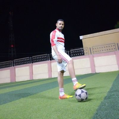 زملكاوي $ مدريدي $فأنا لا انتمي الا للملوك $ وانا و ولاد فكريه والزمن طويل يابتوع الساعات