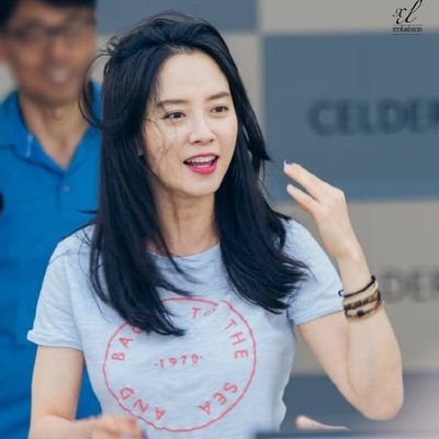 Hi, monji lovers! 
This is fan club for who's love Mong Ji (Song Ji Hyo).
DM us for join group on Facebook ❣️