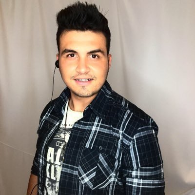 📽Produção EndemolShine/Dancing Brasil e Canta Comigo 👨🎓Produção Audivisual 🇧🇷Rio de Janeiro🦁Leonino 🎭Twitter: @maykoncastro 🌎YouTuber: Maykon castro