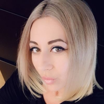 Liana24324177's profile picture. 