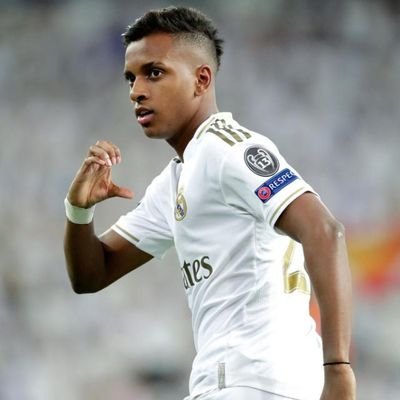 أشهد أن لا إله الا الله.. محمد رسول الله ❤
الحب هو ان يخلط الناس بين ريال مدريد و بيني
...عاشت سوريا حرة أبية و يسقط بشار الأسد
