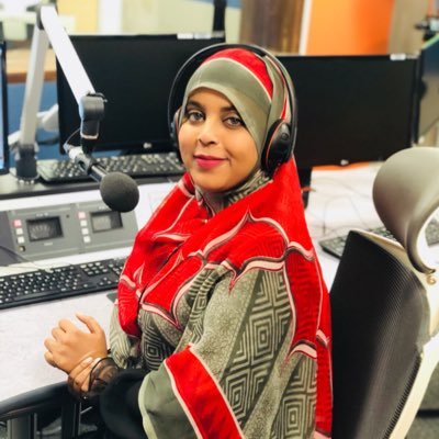 Bushra Noor is an award-winning BBC Somali TV presenter based in London.