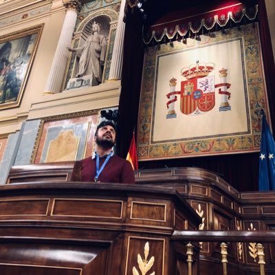 Periodista. El resto son solo circunstancias 🧐👨🏭