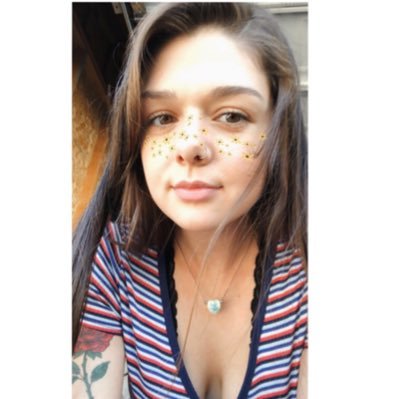 madirose24's profile picture. 