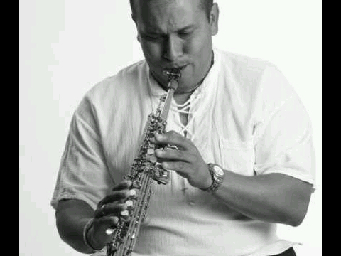 Amante a DIOS/Esposo/ Padre/Salmista/Saxofonista/empresario/ Director Musical @bandanetzaret