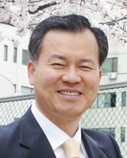 parkgapjoo's profile picture. 경영학박사 / 미래창조연구원 원장 / 정운찬 창조혁신 최고경영자과정 주임교수 / 매일경제 미래창조 최고경영자과정 주임교수 / 건국대 경영전문대학원 AMP주임교수 ★강의문의 (T.02-455-4441)