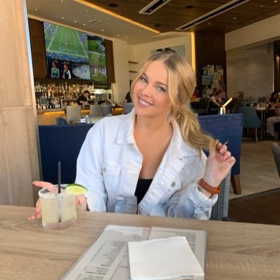 haidl_brianna's profile picture. Be Kind, Live Happy 🦋