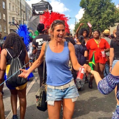 Larawadey's profile picture. Life is what happens to you, while you scroll through Twitter. https://t.co/g9REa52OAI