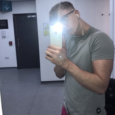 adam39739607 Profile Picture