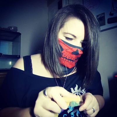 faymouslysmall's profile picture. wife, mother, resin artist. 
Love anything horror. 
super SPN fan ❤