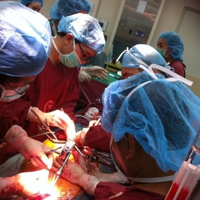 An Aspiring, Struggling, Hardworking, God-fearing General, Emergency and Trauma Surgeon at Harbor-UCLA Medical Center in Torrance, CA.