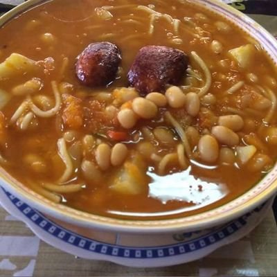 alejo_quinteros's profile picture. Políticamente incorrecto, pero respecto tu  opinión...