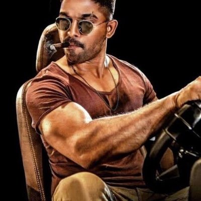 ShawnAllenTaken's profile picture. { New on Twitter }
Writer(quotes), Singing, Lovable, Friendly, Friendholic