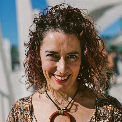sólo 140 caracteres?!?!? mejor otro día.
