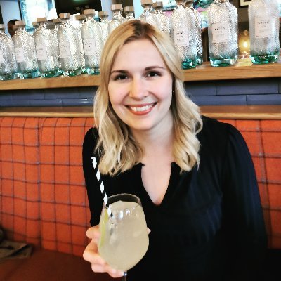 ChloeXMoore's profile picture. Chronic cheese eater.