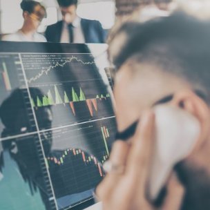Beursfoon bestaat al sinds 1996 en is marktleider Autotrading in de benelux. Robotrading, Algoritmes etc etc