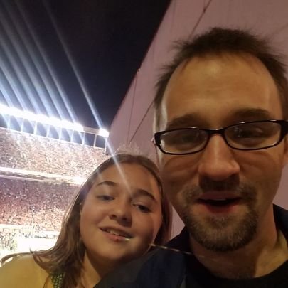 Kizmias's profile picture. Work hard, play games, love my family.