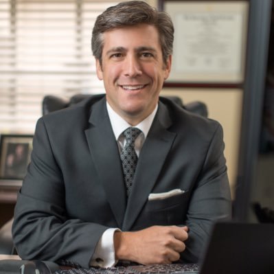 Business lawyer and commercial litigator. Certified Superior Court Mediator. Founder and managing member of Lord & Lindley, PLLC (@lordlindleypllc). Nice fella.