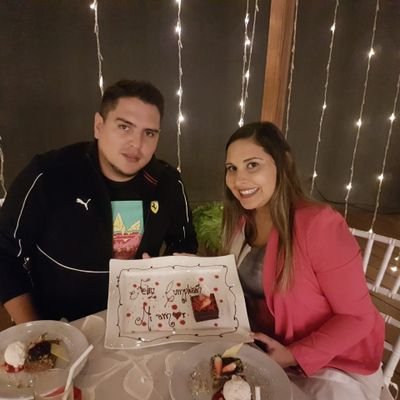 Viajar, conocer, vivir, divertirme con mi familia y mis personas queridas.
Luhar por mis sueños y anhelos