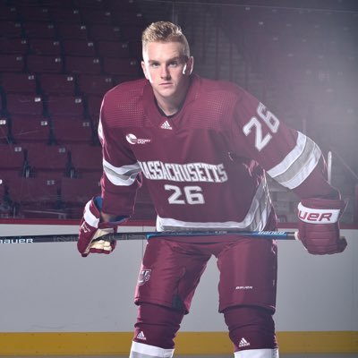 UMASS Amherst hockey #26 Instagram: colin_felix26