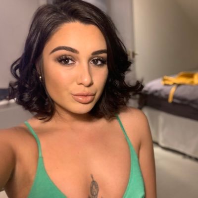 EddieNicole's profile picture. ❤️💛💚💙💜