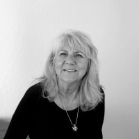 Suzanne Sessions (@sessions110) 's Twitter Profile