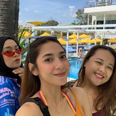 daraLoveable's profile picture. Allah всегда в моем сердце, мой разум, моя сторона

not western - jawa cina